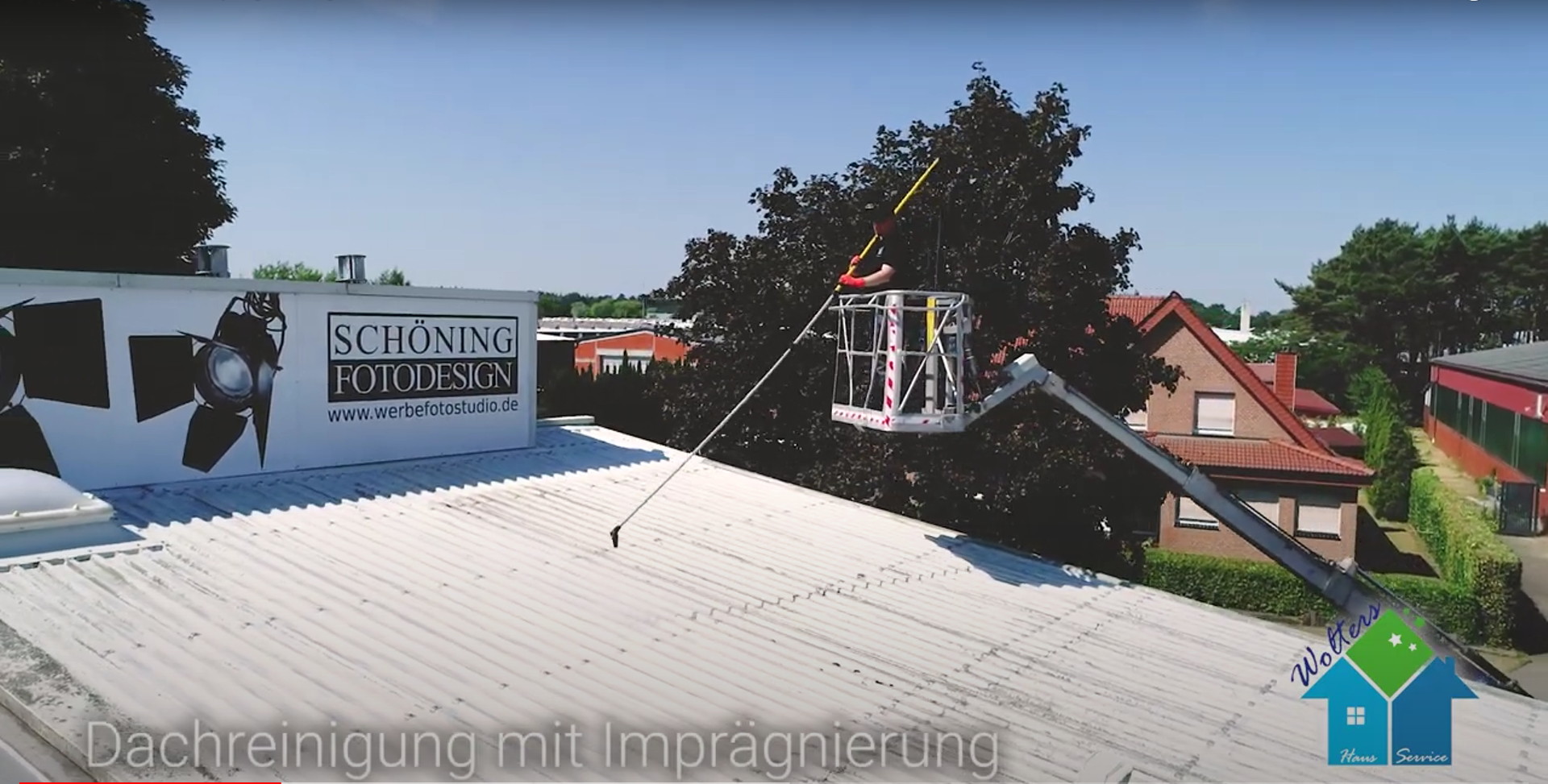 Dach-Komplettreinigung f&uuml;r Kunden in D&ouml;rpen, Kluse und Neub&ouml;rger.